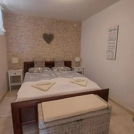 Appartement With Parking Space - 27868 Primošten